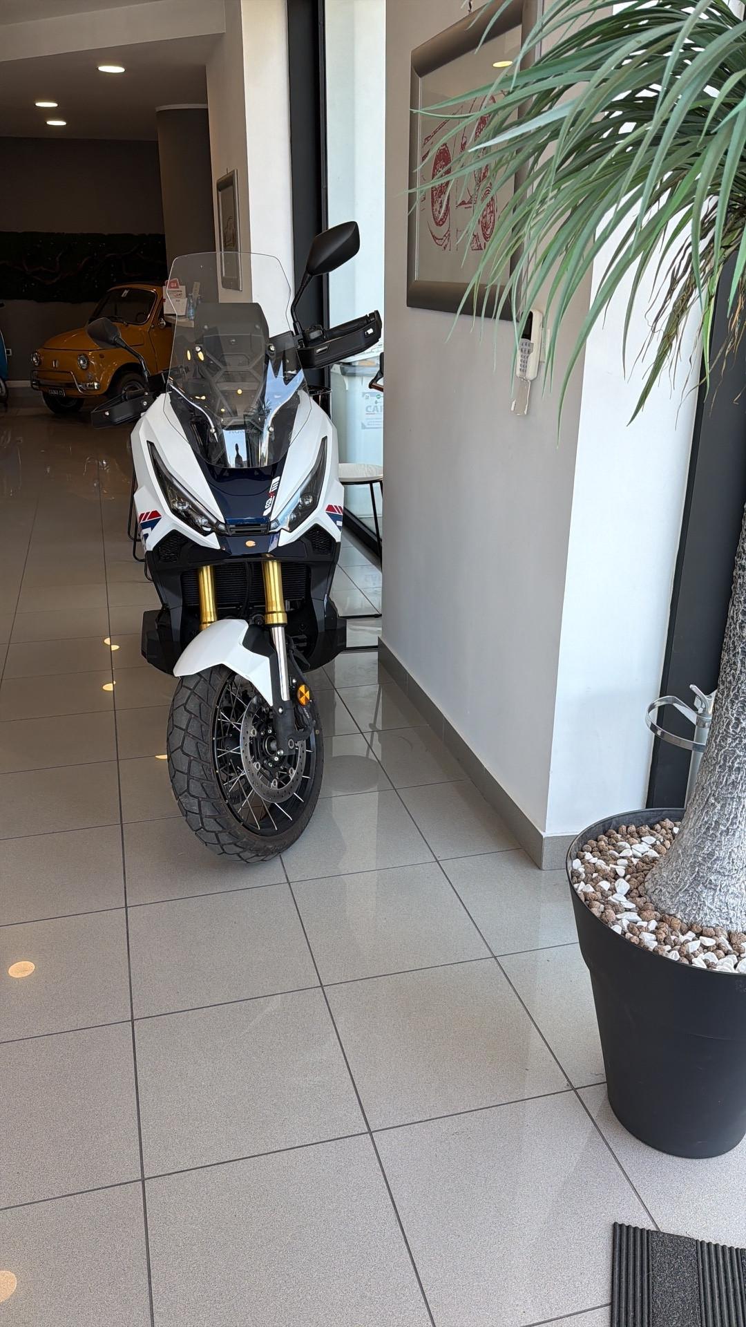 Honda X-ADV 750 SPECIAL EDITION 0 SINISTRI