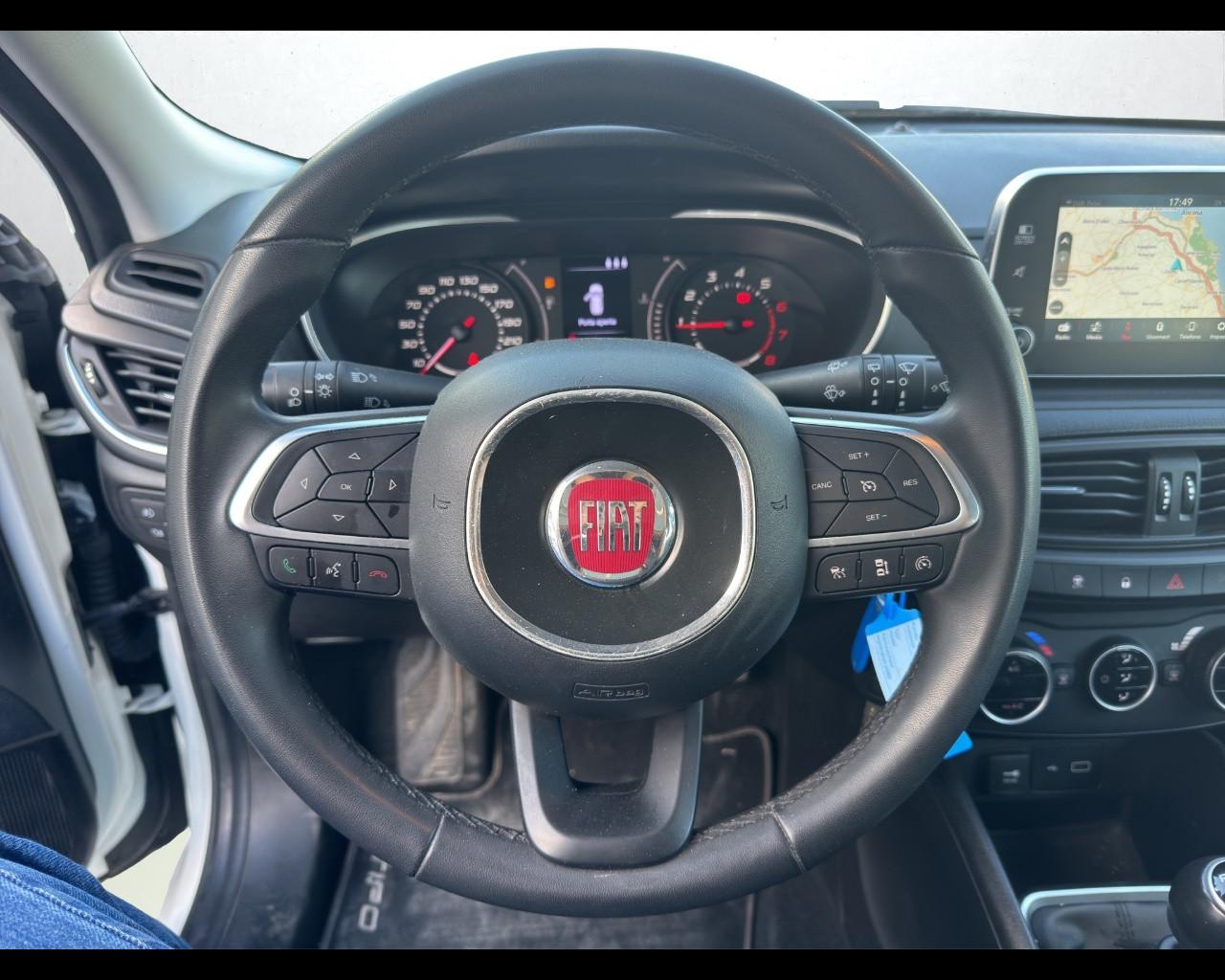 FIAT Tipo (2015-->) - Tipo 1.4 T-Jet 120CV SW Lounge
