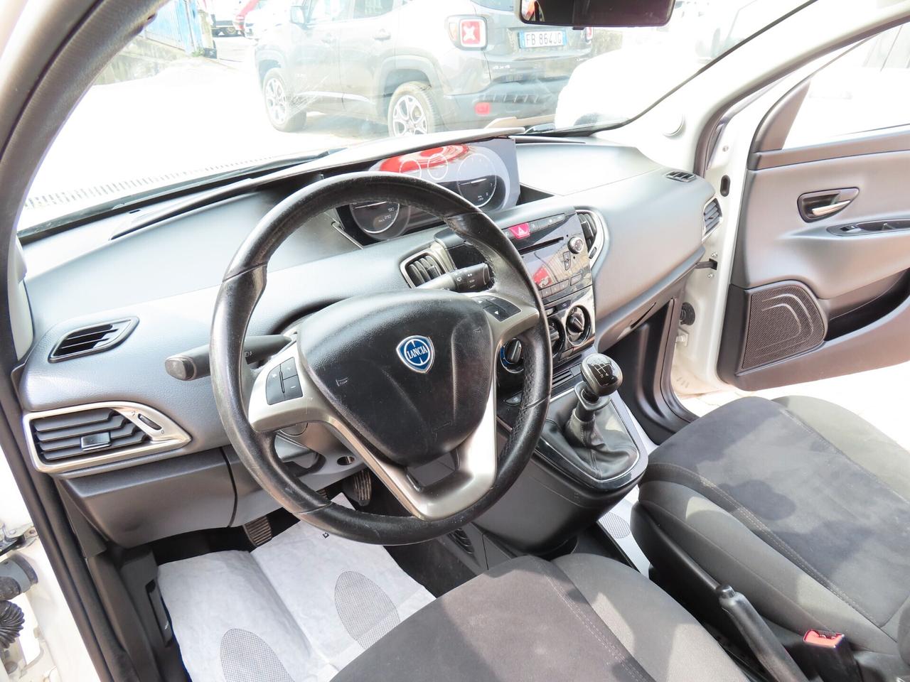 Lancia Ypsilon 1.2 BENZINA SOLO 120.000 KM CERT