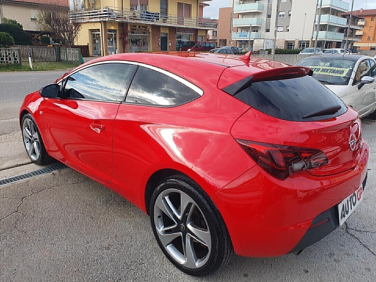Opel Astra GTC 2.0 CDTI 165CV manuale 2012