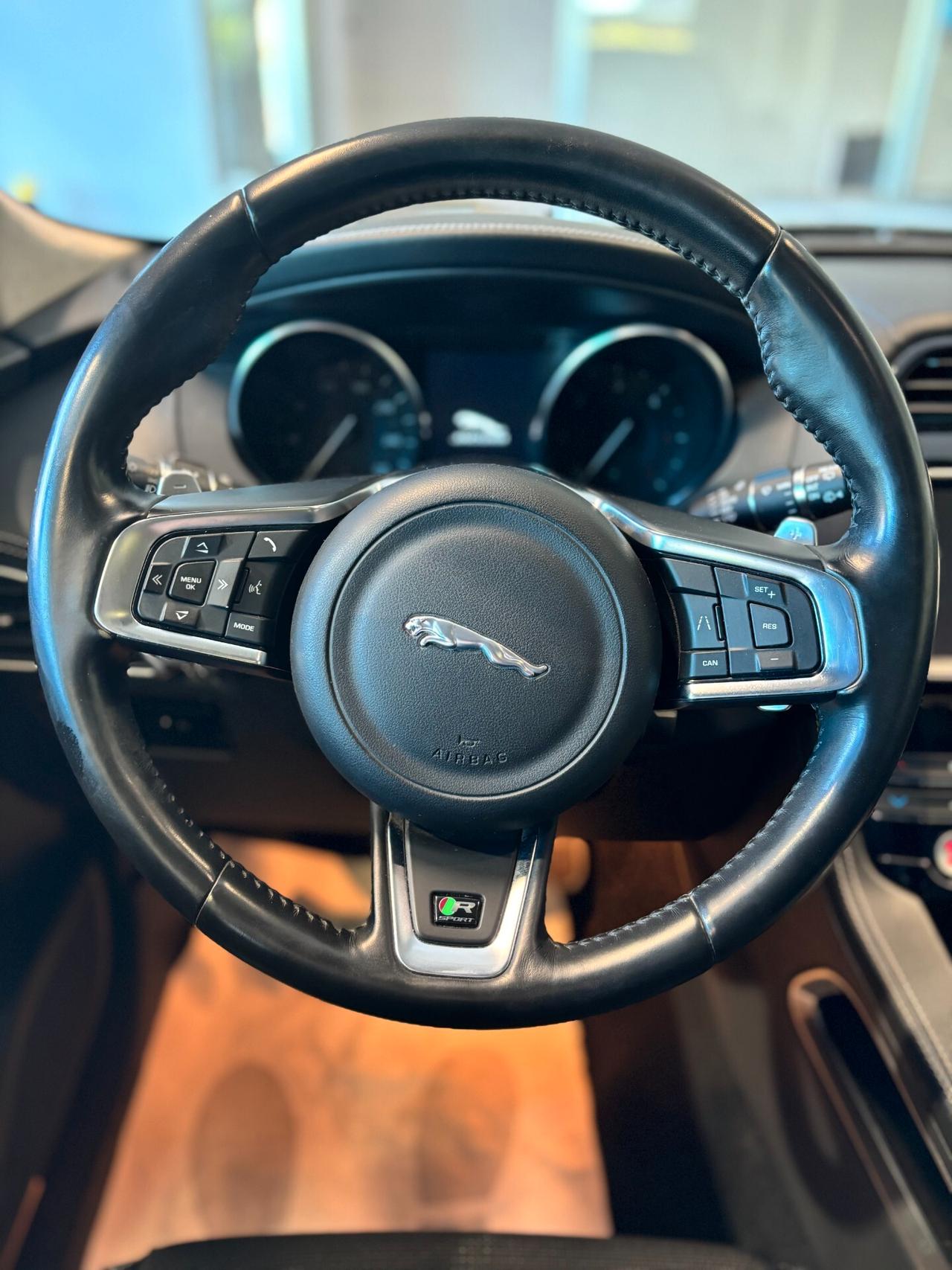 Jaguar F-Pace 2.0d i4 R-Sport 180cv *TAGLIANDI CERTIFICATI *