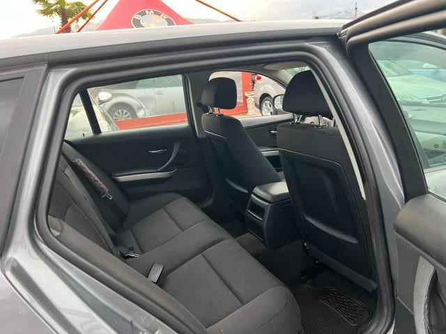 BMW 318 d 2.0 143CV cat Touring Attiva