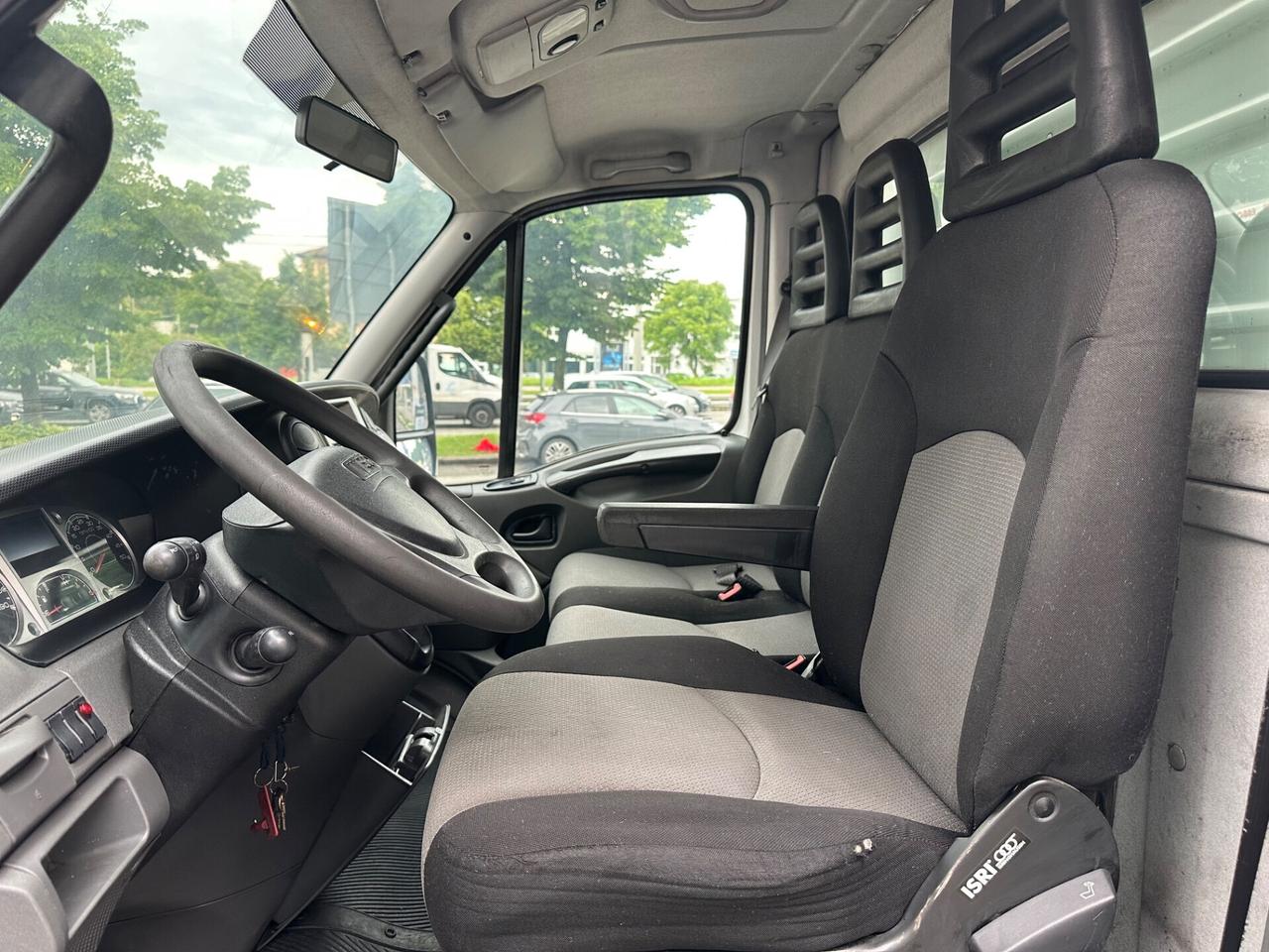 Iveco Daily Allestimento auto officina mobile completamente attrezzata