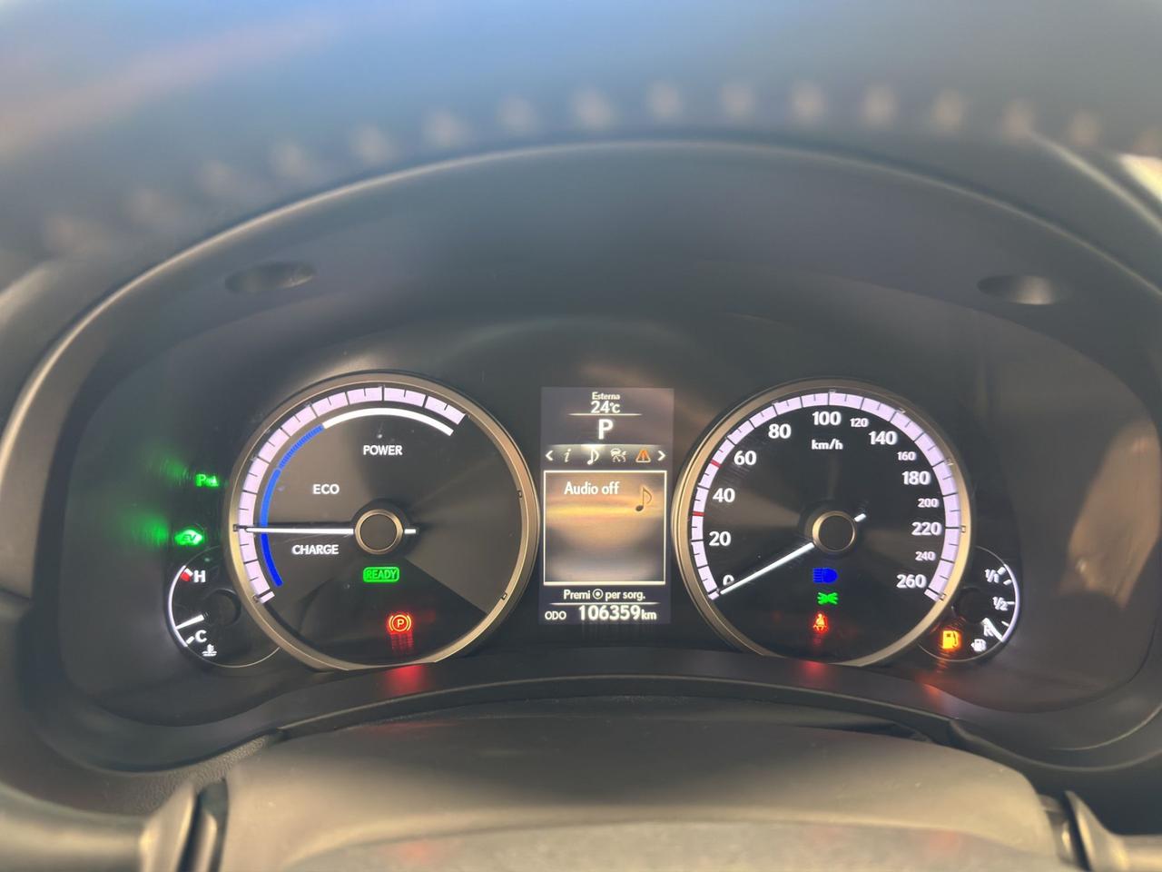 Lexus NX 300h 2.5 F-Sport 4wd cvt