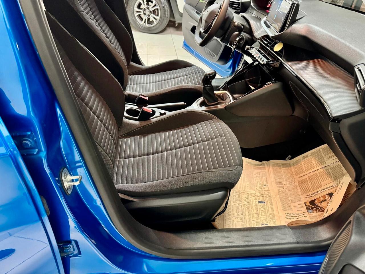 208 PureTech 5 porte Allure AZIENDALE