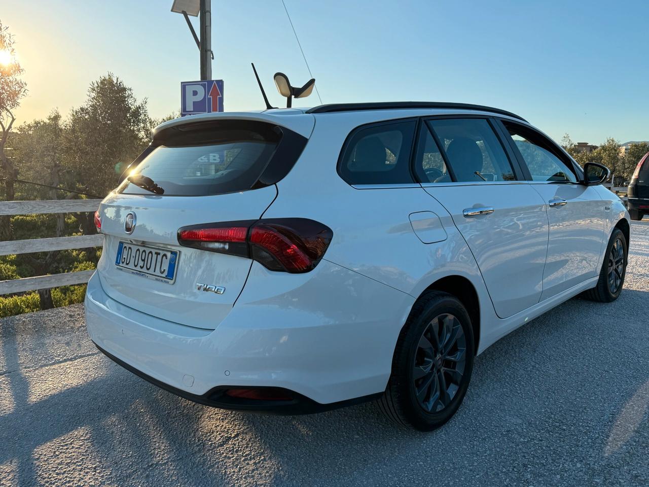 Fiat Tipo 1.3 Mjt S&S SW Business IVA ESPOSTA