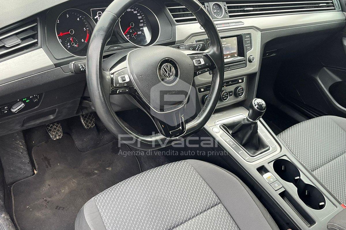 VOLKSWAGEN Passat Variant 1.6 TDI Trendline BlueMotion Technology
