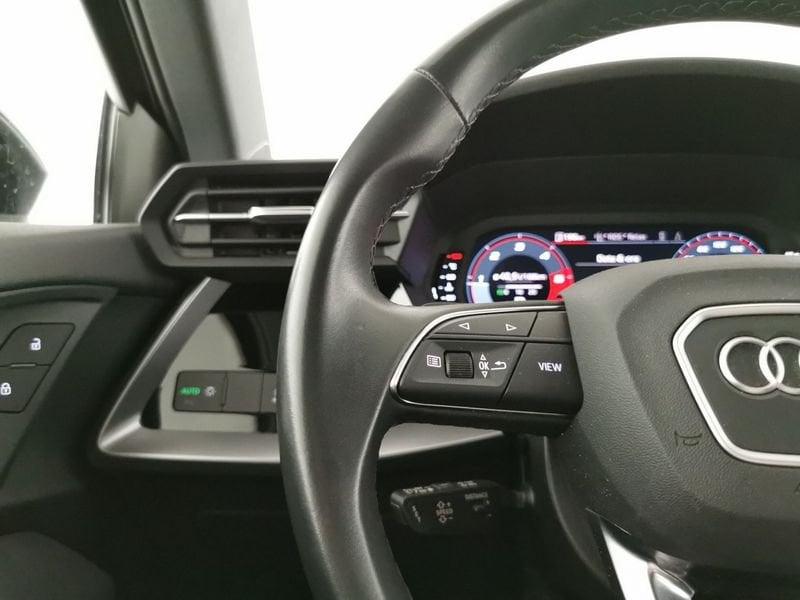 Audi A3 Sedan 35 2.0 tdi S line edition s-tronic