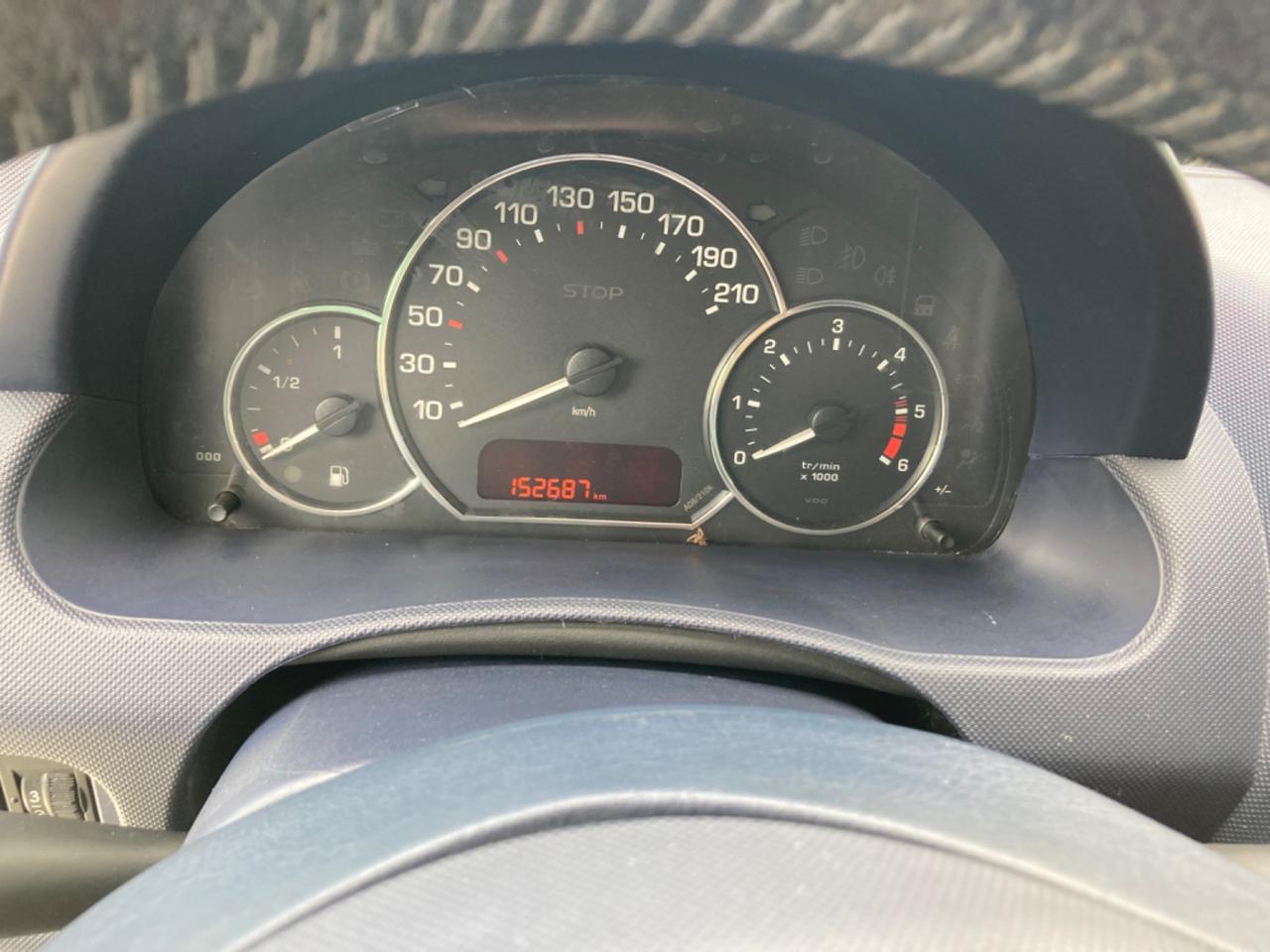 PEUGEOT 1007 1.4 HDI (KM 152.687)