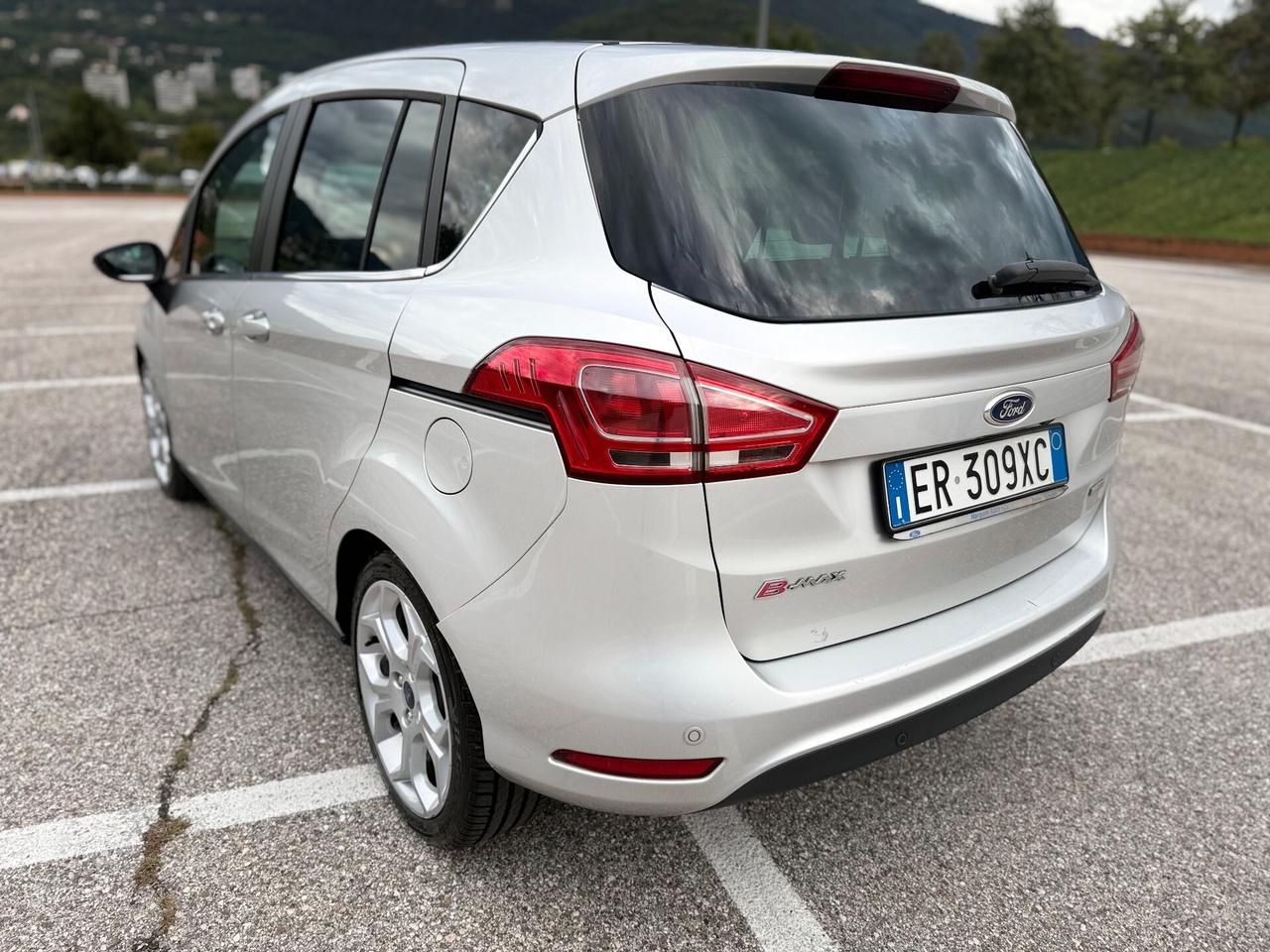 Ford B-Max 1.6 TDCi 95 CV Titanium OK NEOPATENTATI