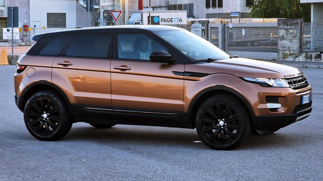 Land Rover Range Evoque 2.2 TD4 5p. Pure Tech Pack