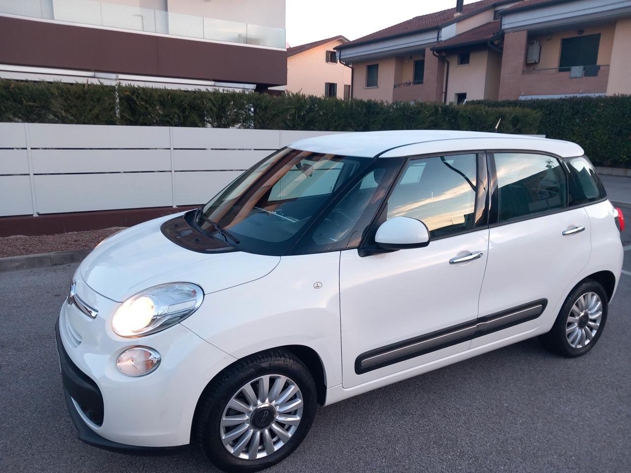 Fiat 500L 1.3 Multijet 85 CV Pop Star NEO patentati tua a € 169 mese