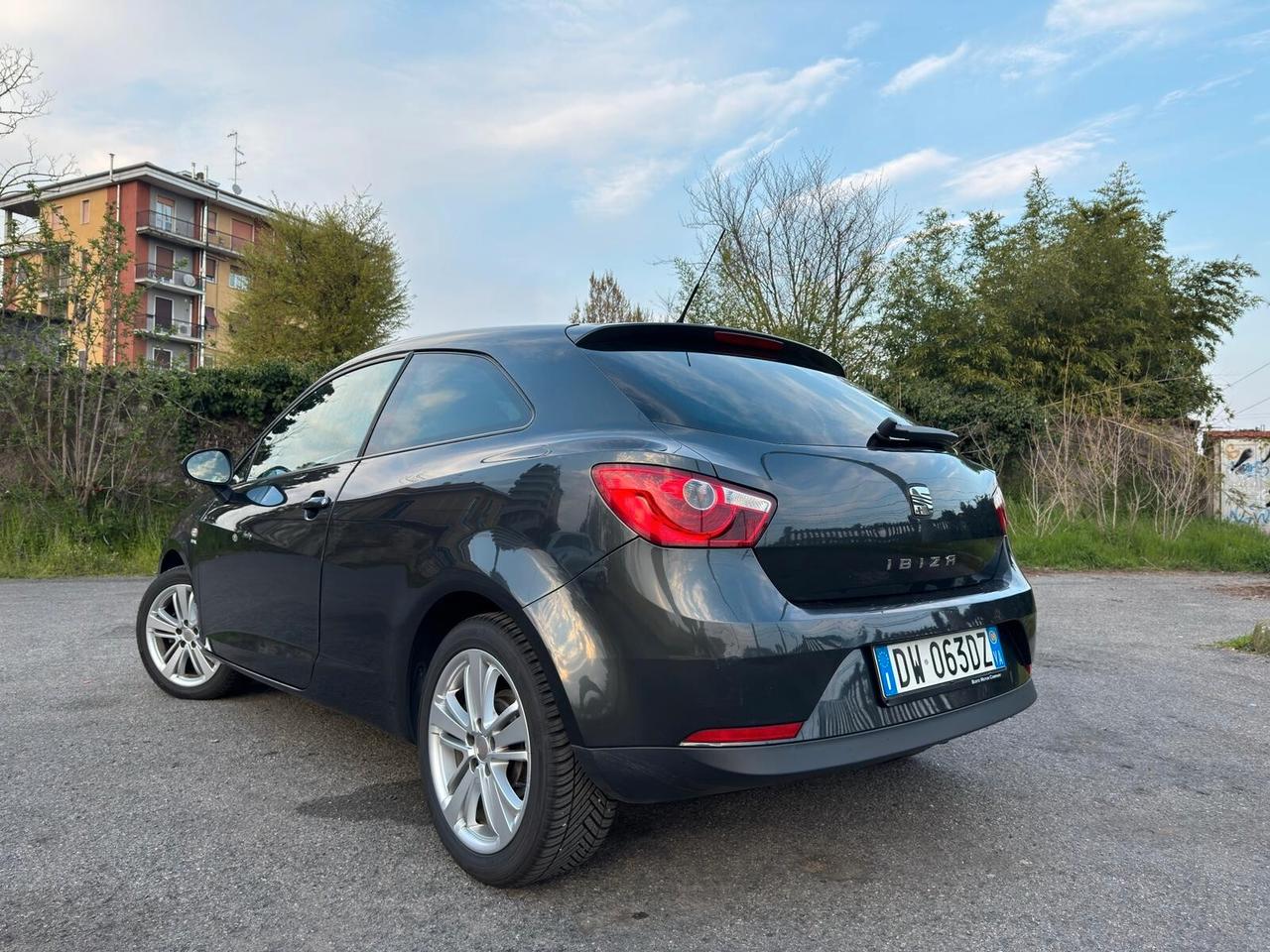 Seat Ibiza 1.4 3p. Style Dual
