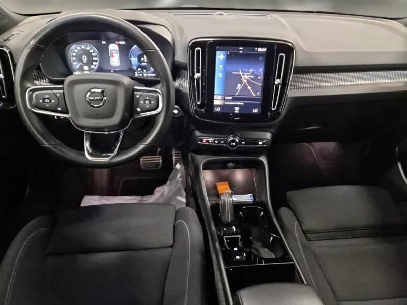 Volvo XC40 T4 Recharge Plug-in Hybrid R-design