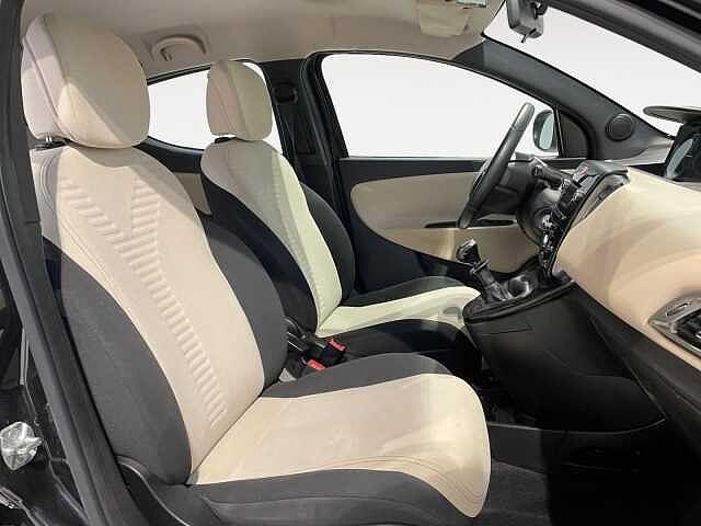 Lancia Ypsilon 1.2 69CV Ecochic 30th bombola nuova - GPL X NEOPATENTATI