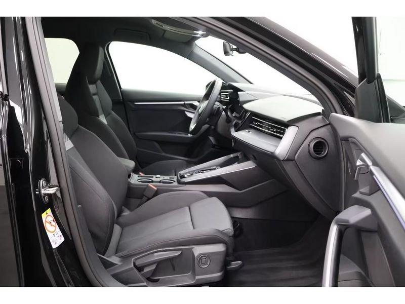 Audi A3 A3 SPB 35 TDI S tronic S line edition SONOS 18" Black Pack