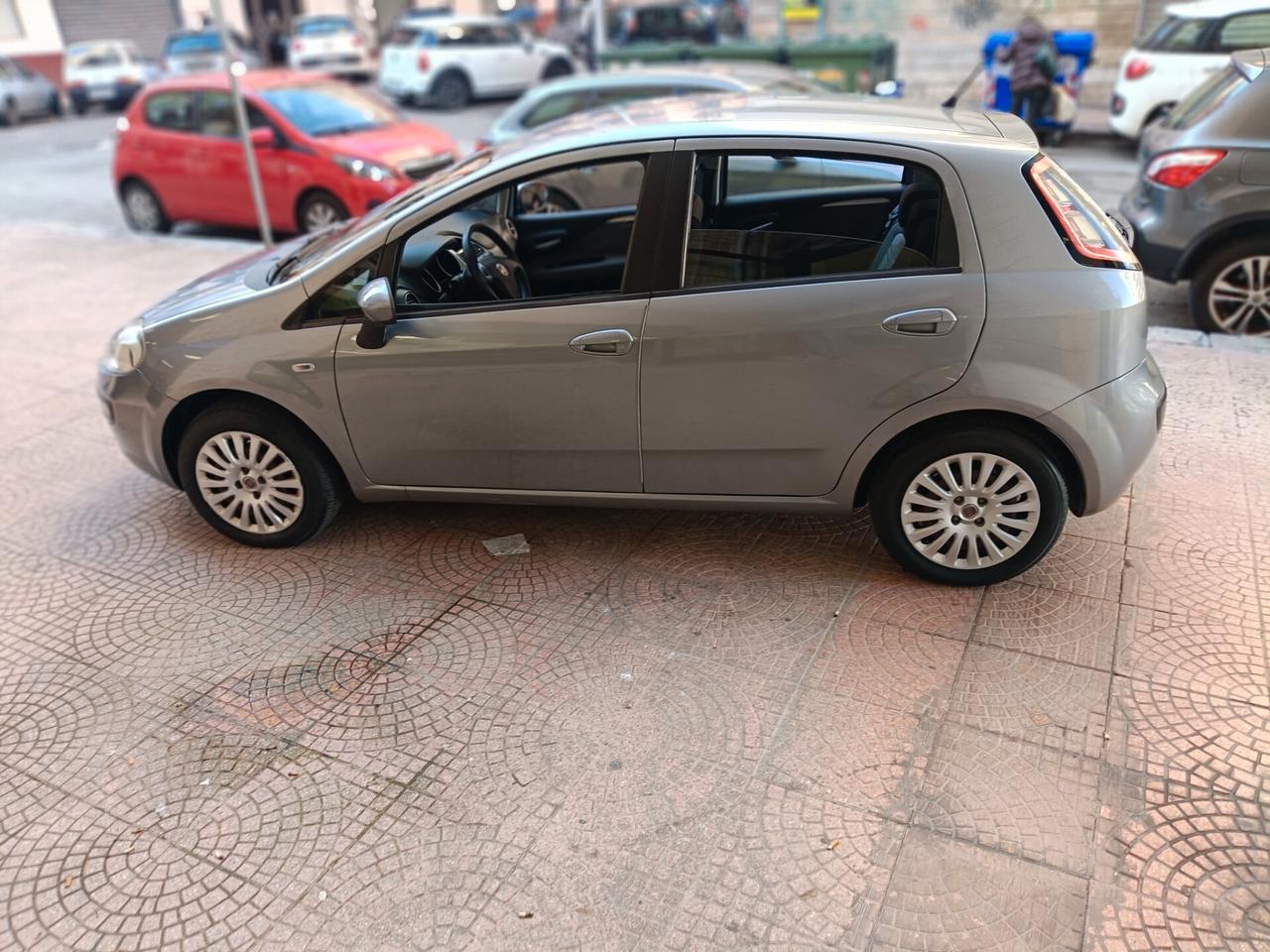 FIAT PUNTO EVO 1.2 5PORTE-NEOPATENTATI-Euro4990-