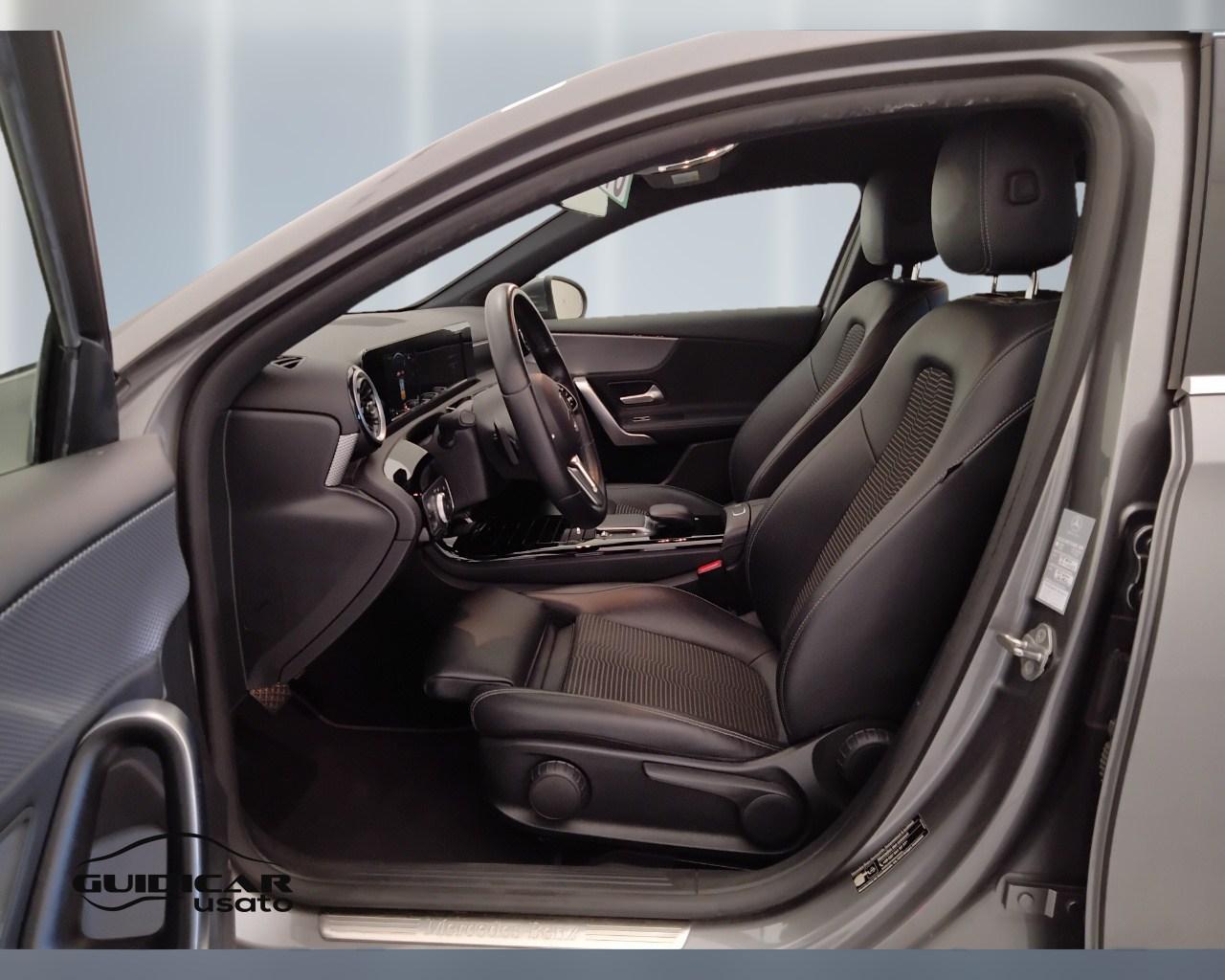 Mercedes-Benz Classe A - W177 2018 - A 180 d Sport auto