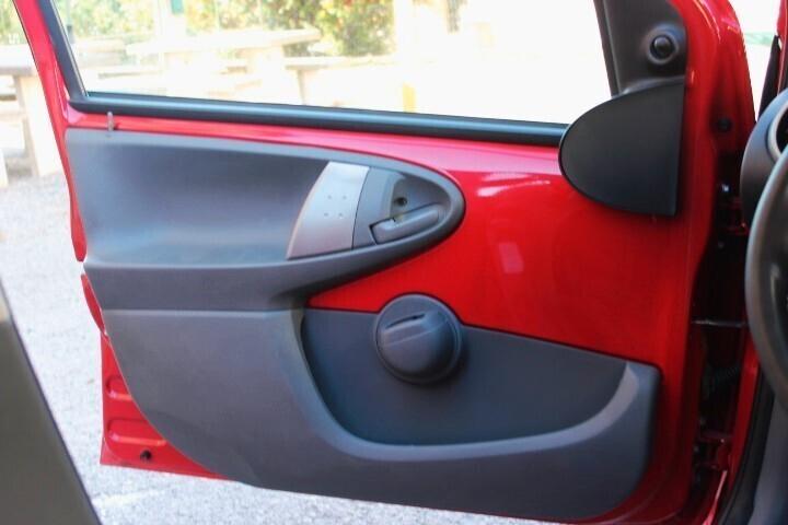Toyota Aygo 1.0 VVT-i 5 porte Red Edition CLIMATIZZATA UNICA UTILIZZATRICE ESTETICA ESEMPLARE