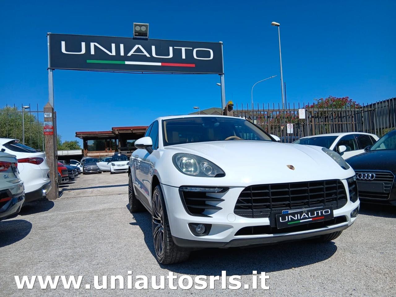Porsche Macan S