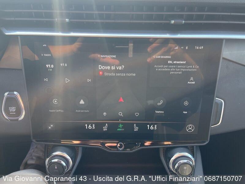 Lynk & Co 01 01 PHEV