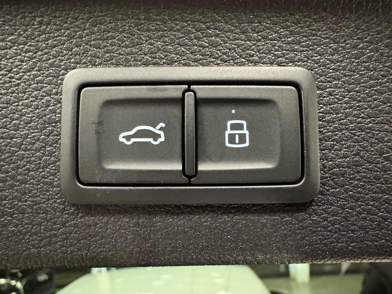 Audi Q2 35 TDI S tronic Business Advanced