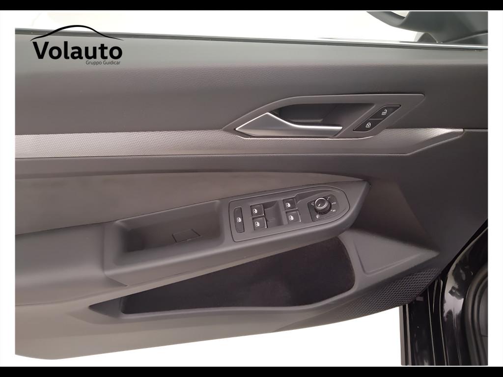 VOLKSWAGEN Golf VIII 2024 - Golf 2.0 tdi Style 150cv dsg