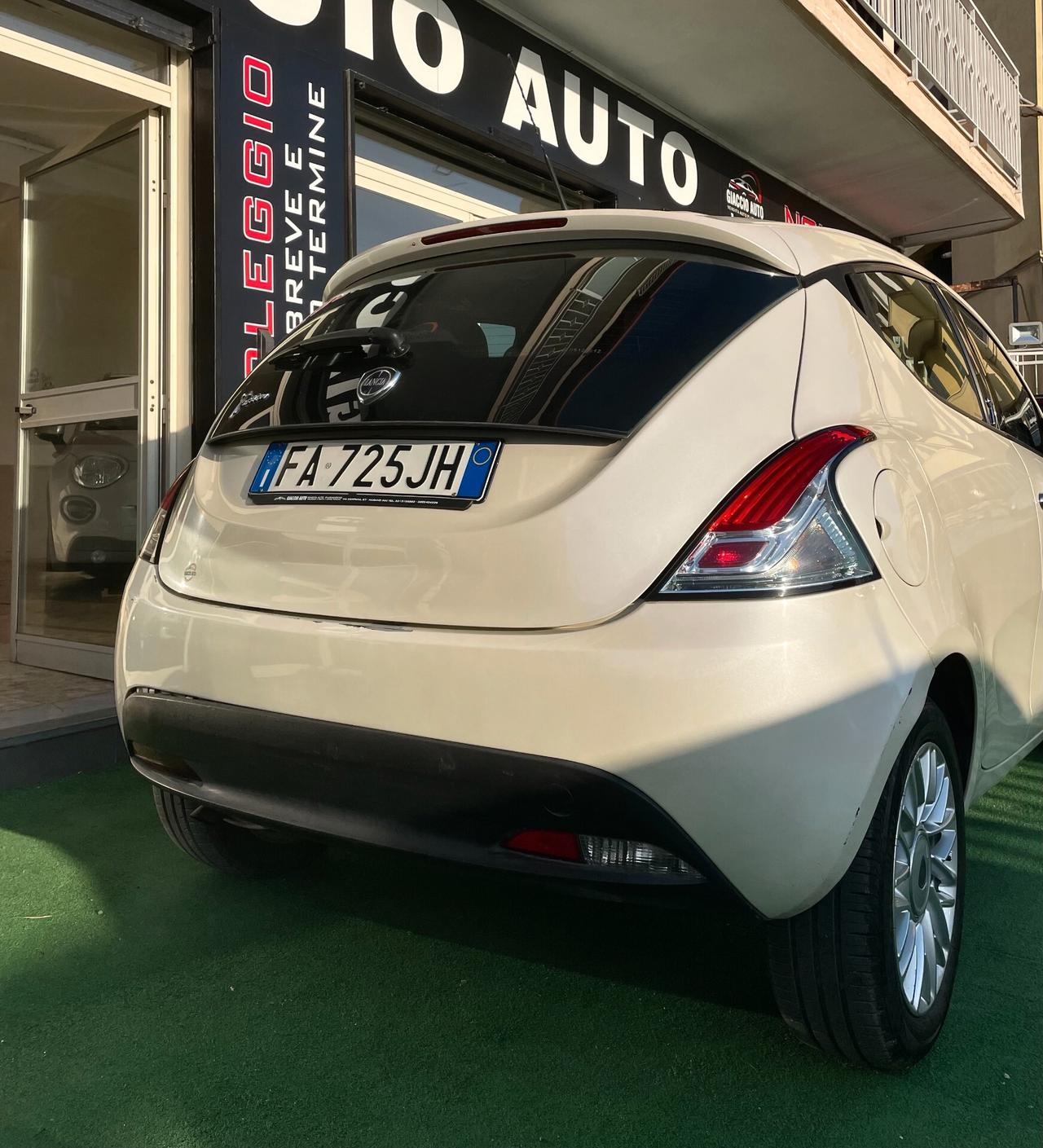 Lancia Ypsilon 1.3 MJT 16V 95 CV 5 porte S&S Platinum