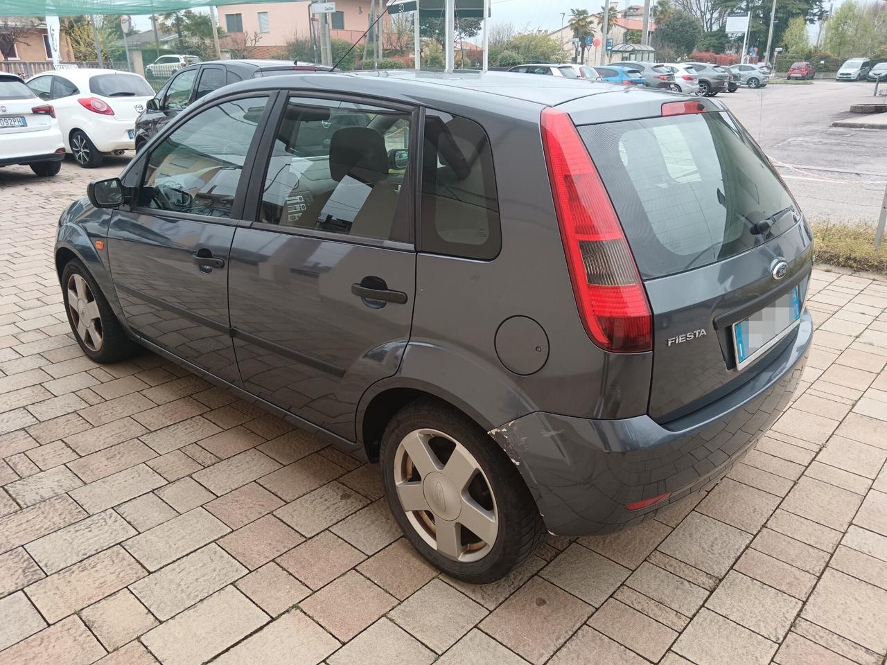 Ford Fiesta 1.4 TDCi 5p. Ghia