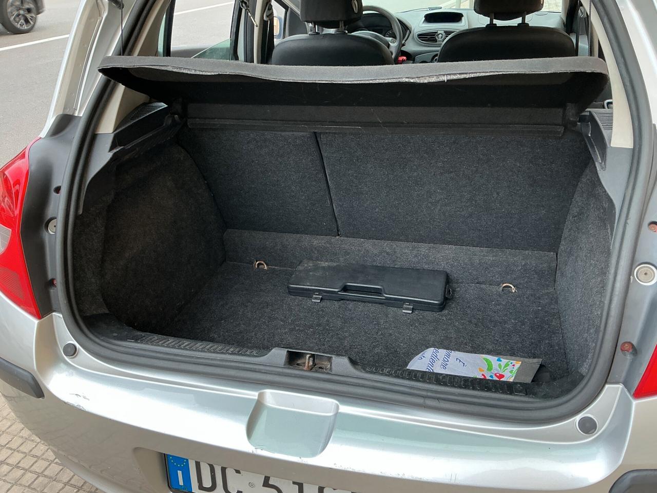 Renault Clio Storia 1.2 5 porte