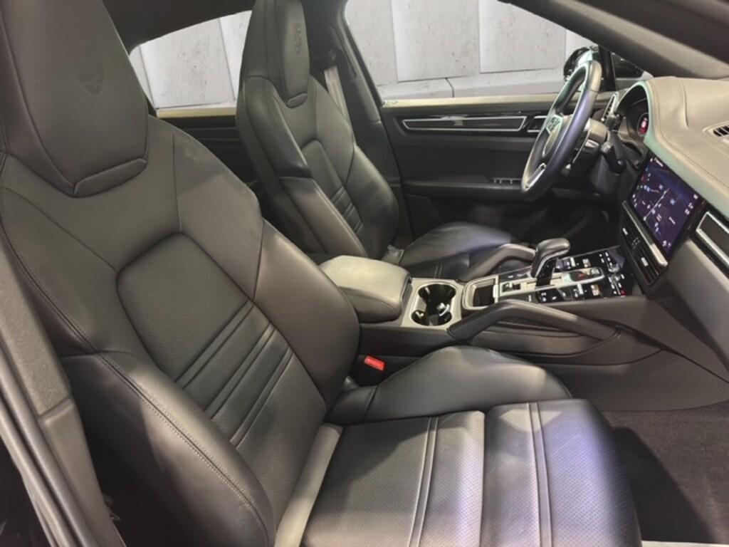 Porsche Cayenne Coupe 3.0 E-Hybrid Tiptronic