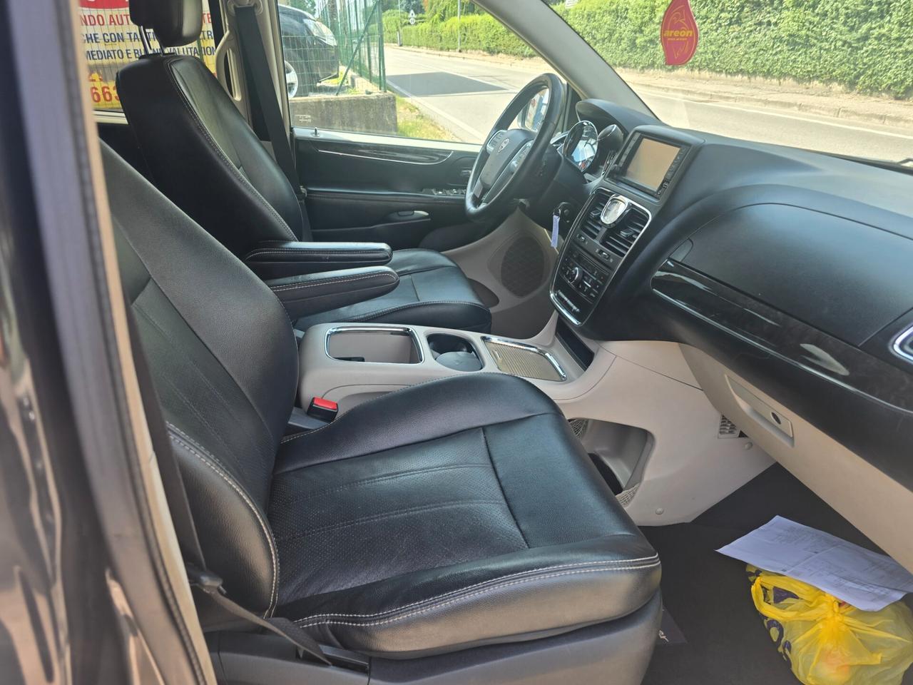 Lancia Voyager Platinum 2.8