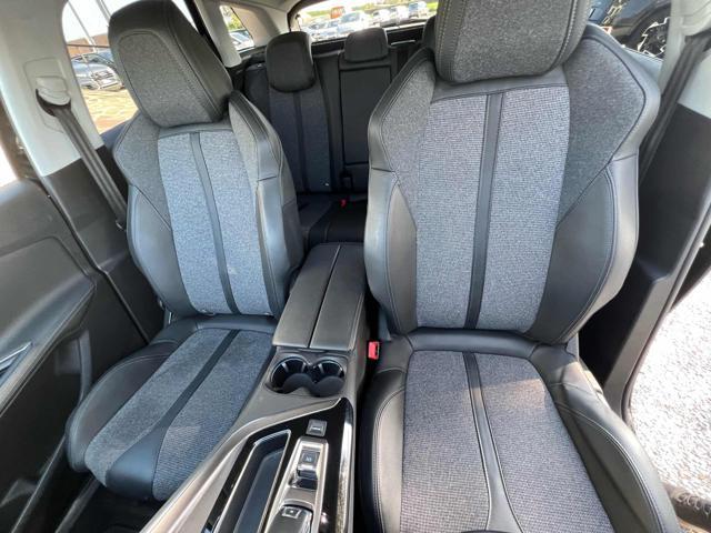 PEUGEOT 3008 BlueHDi 130 S&S EAT8 Allure