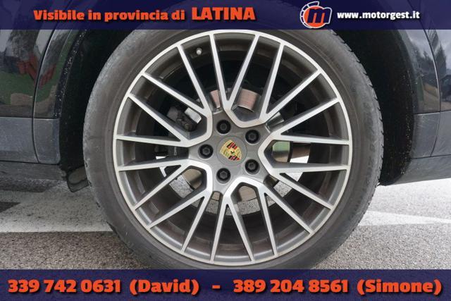 PORSCHE Cayenne 3.0 V6 IVA ESPOSTA