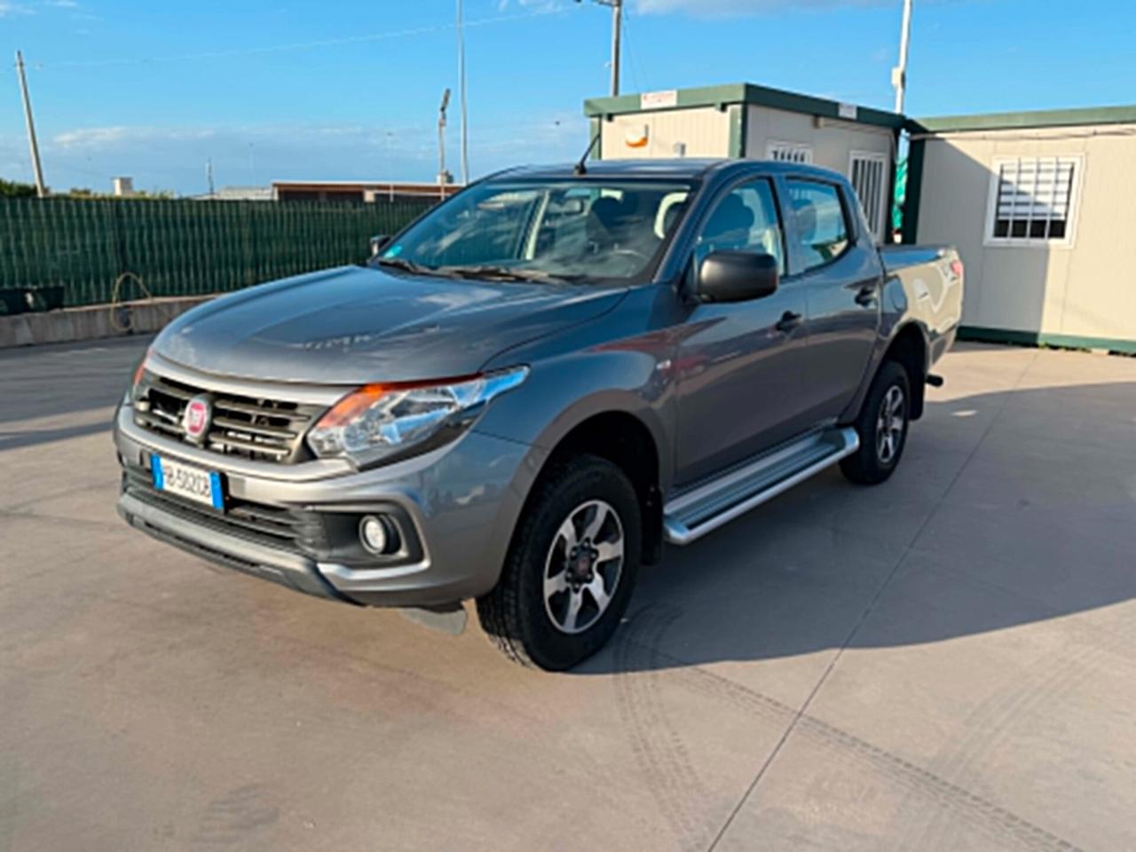 Mitsubishi L200 2.4 DI-D/154CV Club Cab Invite Plus