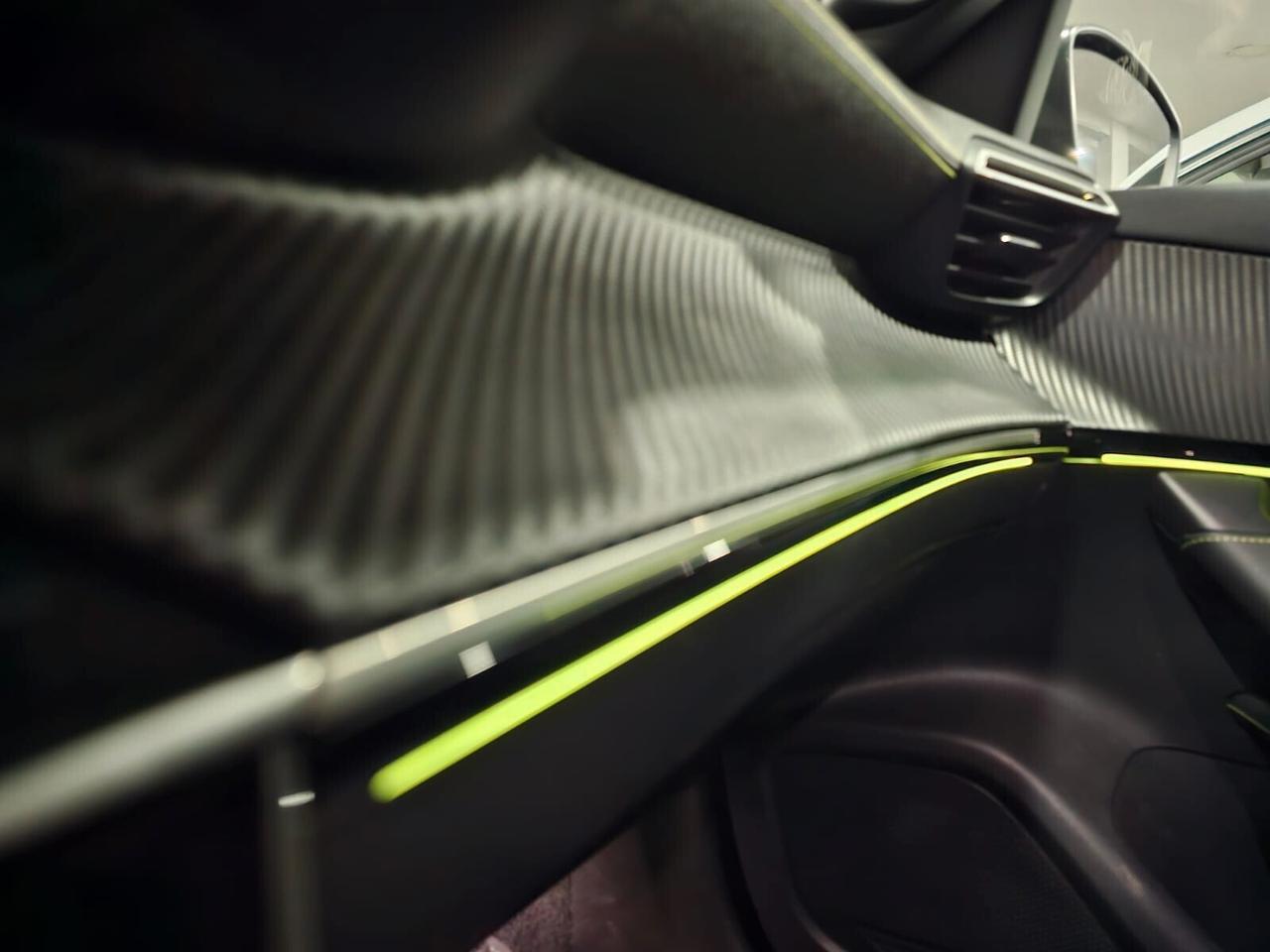 NUOVA PEUGEOT 2008 GT-LINE 1.5 BLUEHDI 131CV EAT8 CAMBIO AUTOMATICO F1