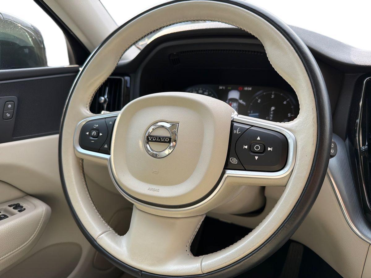 VOLVO XC60 2.0 d4 Inscription awd geartronic my18