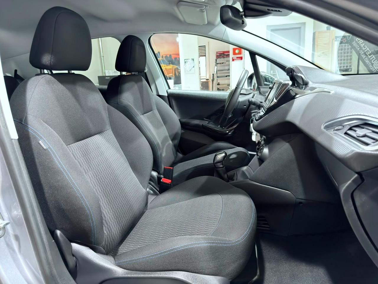 PEUGEOT 208 1.5HDI 102CV 69.000km 2019 1PROPRIETARIO
