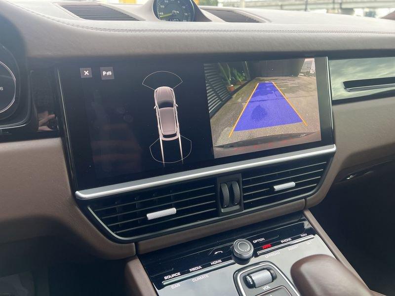 Porsche Cayenne 3.0 V6 E-Hybrid 462 CV