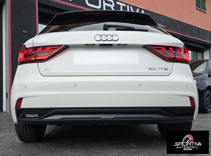 Audi A1 SPB BLACK PACK 37000 KM UNIPRO!