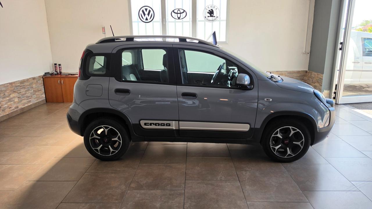 Fiat Panda 1.0 FireFly S&S Hybrid City Cross