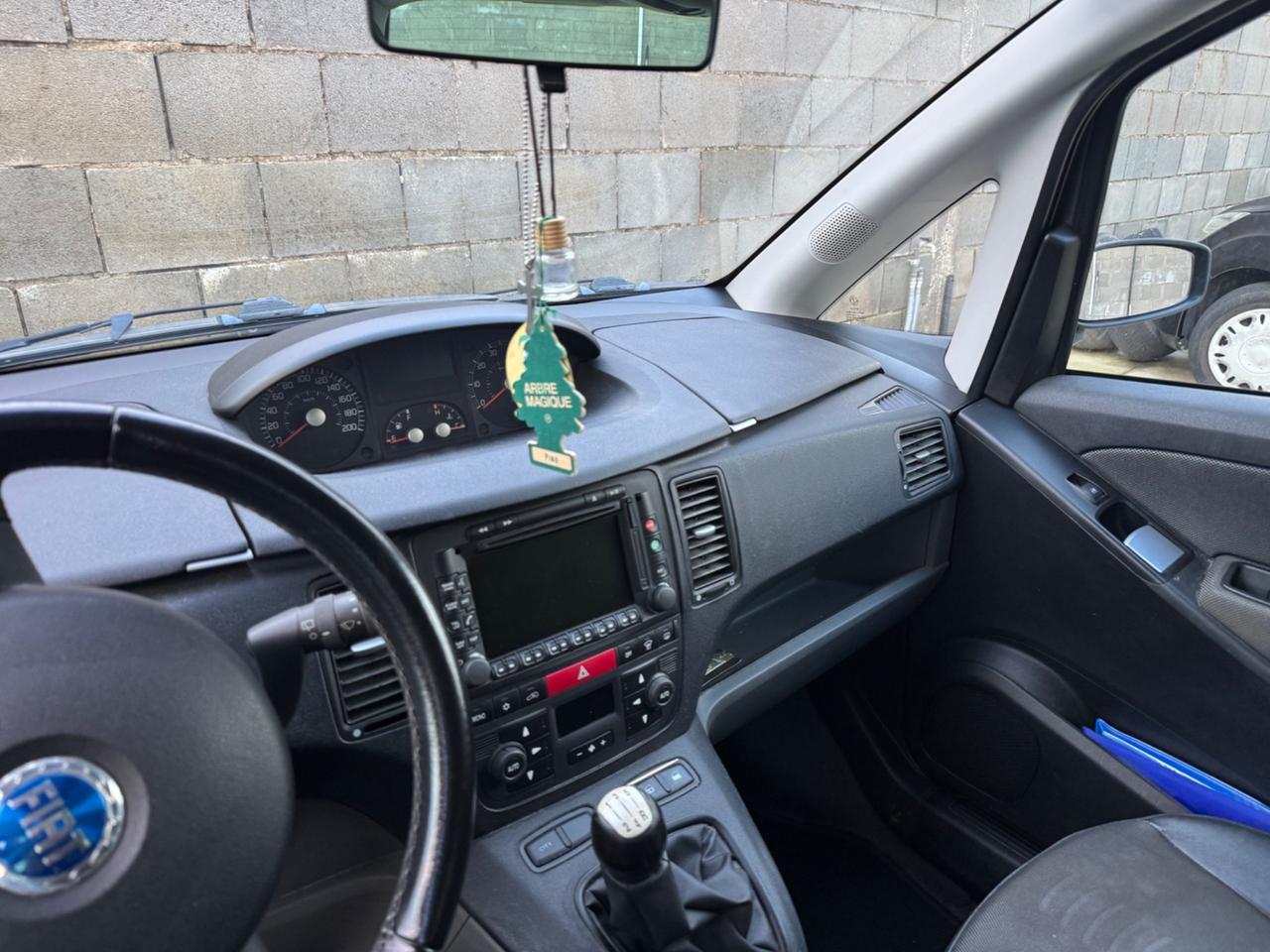 Fiat Idea 1.3 Multijet 16V Emotion