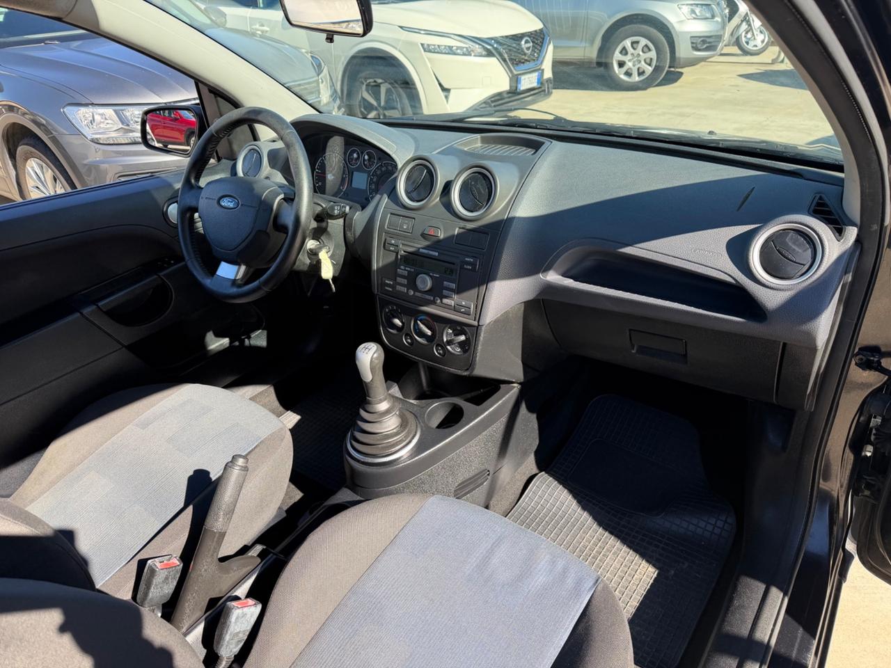 Ford Fiesta 1.4 TDCI 69cv Titanium/165.000KM