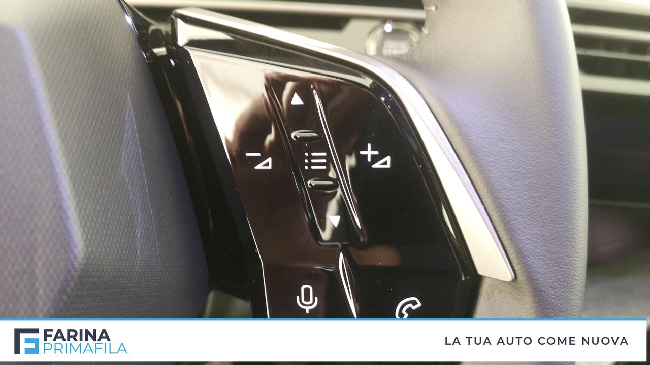 PEUGEOT Nuovo 5008 Hybrid 136 e-DCS6 ALLURE