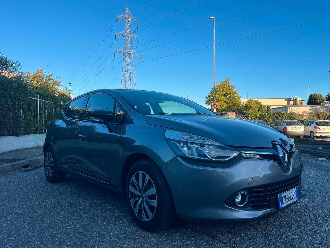 RENAULT CLIO 1.2 GPL X NEOPATENTATI