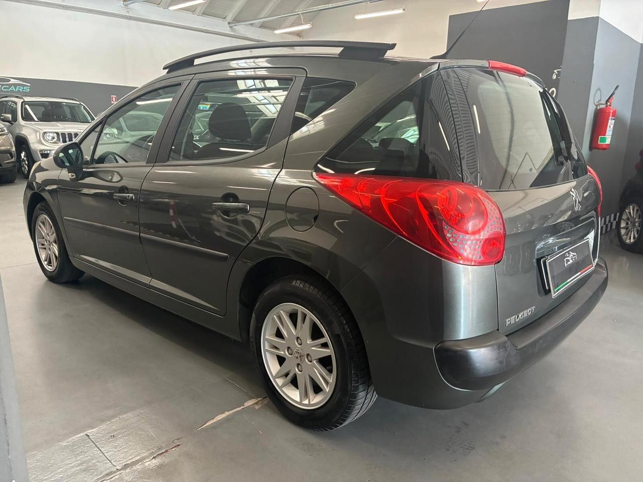 Peugeot 207 1.4 8V 75CV SW ONE Line