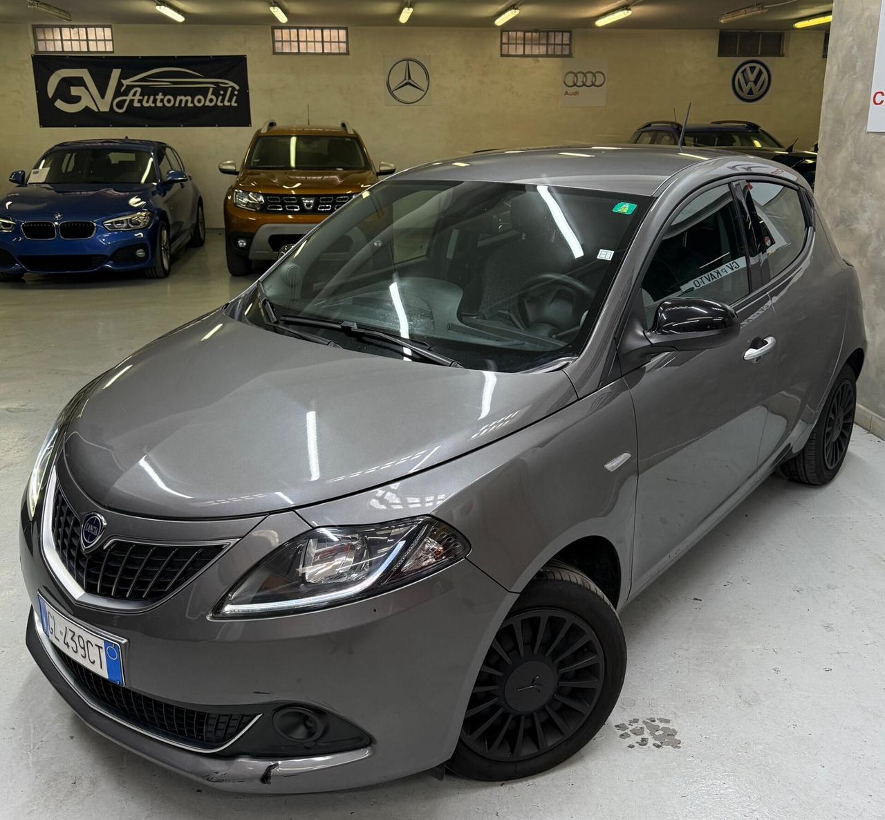 Lancia Ypsilon Hybrid 50.000 km