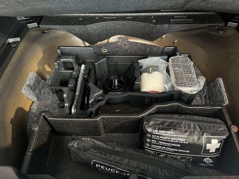 Peugeot 2008 2008 BlueHDi 130 S&S EAT8 GT