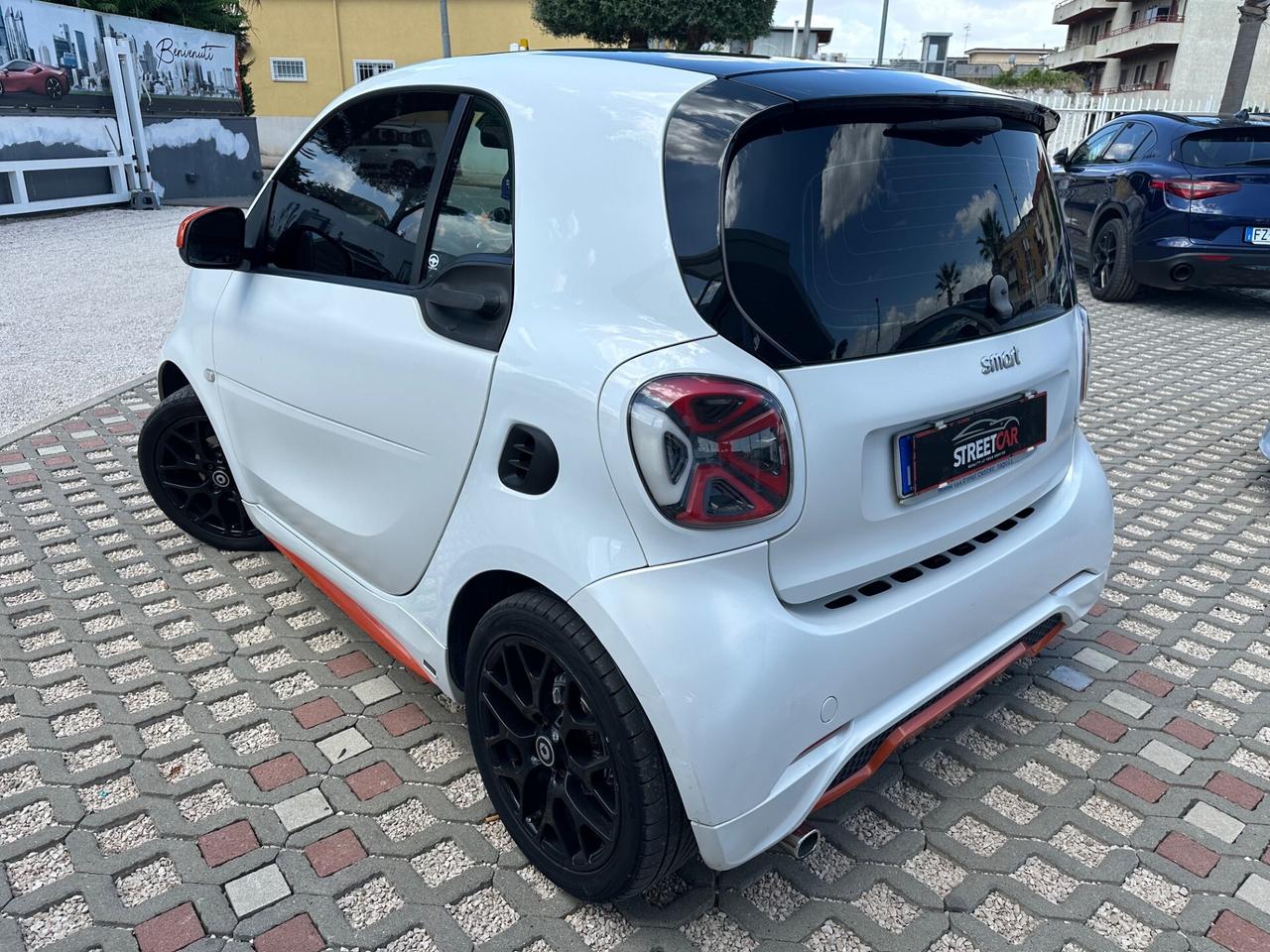 Smart ForTwo BRABUS 0.9 Turbo twinamic parisblue Xclusive