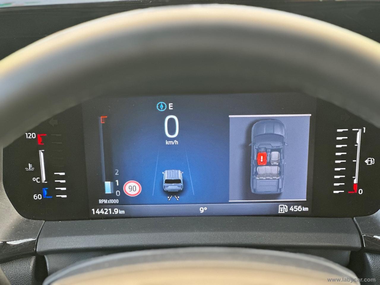 FORD Tourneo Courier 1.0 EcoBoost Titanium